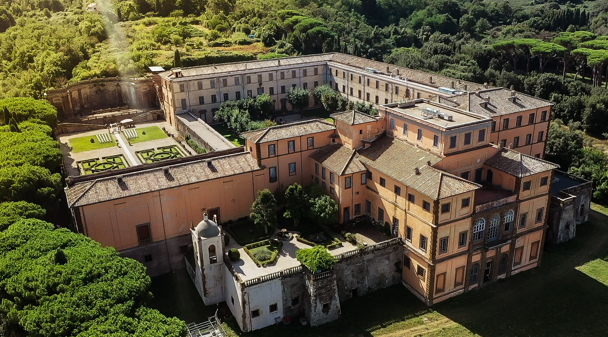 Villa Mondragone nel Parco dei Castelli Romani