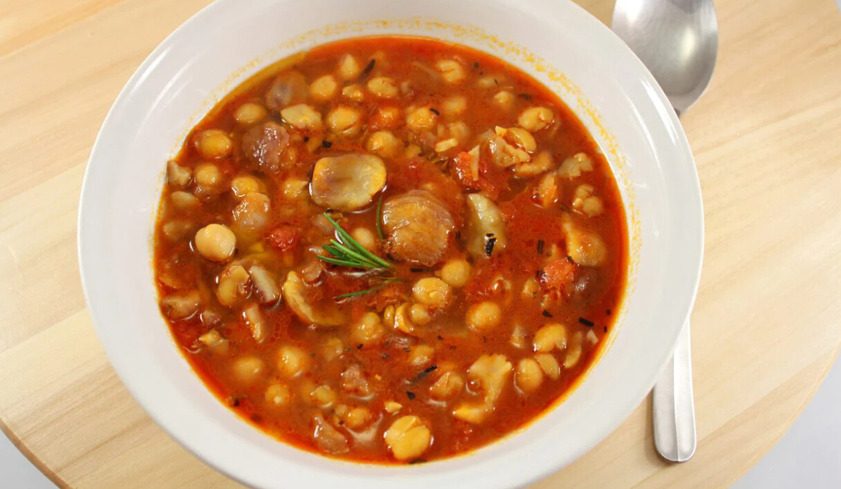 Come fare i Fagioli con le cotiche, la ricetta originale