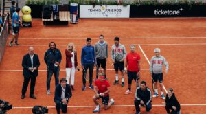 locandina di Tennis and Friends a Roma: visite mediche gratuite nel Villaggio della Salute