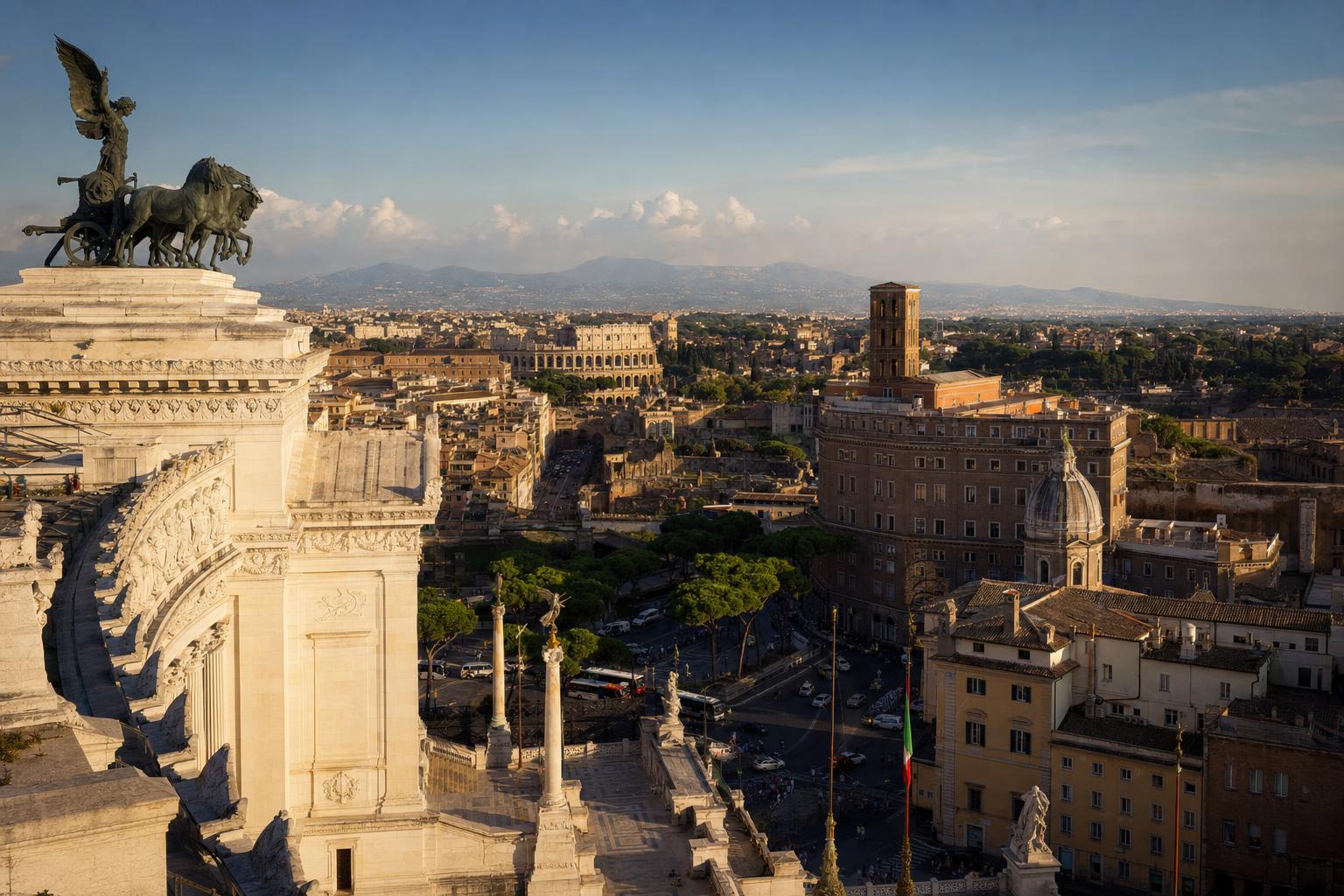 Panorama su Roma dalla terrazza panoramica del Vittoriano, con il Colosseo in lontananza